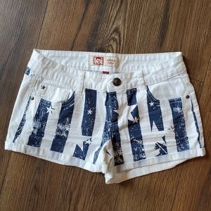 Patriotic shorts